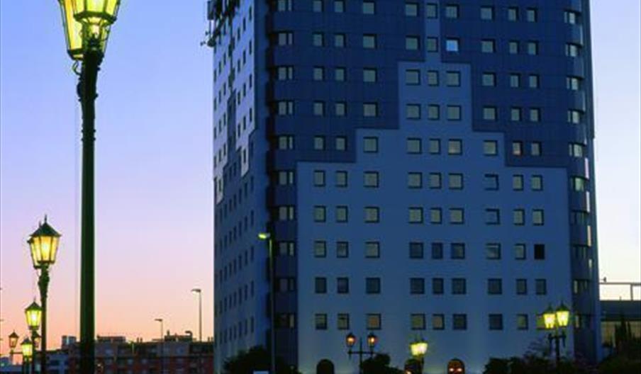 Hotel Sevilla Center