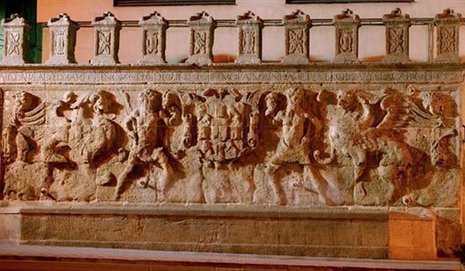 Pilar de los Álamos