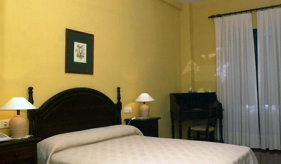 Hotel Manantial de Roya