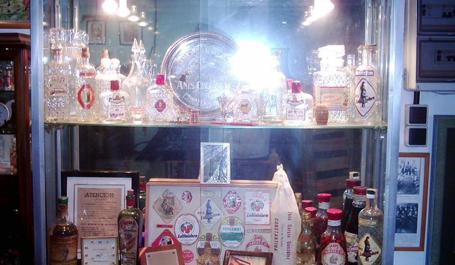 Fábrica - Museo Artesanal Anís La Violetera