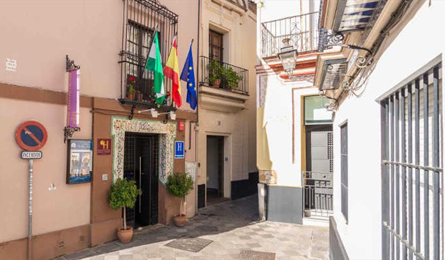 Hotel El Patio Cruces