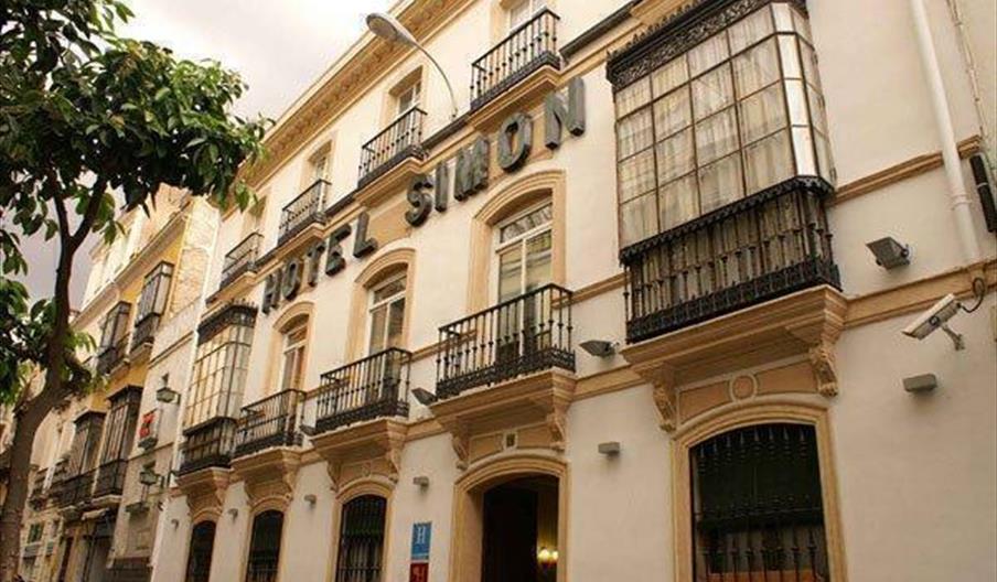 Hotel Simón