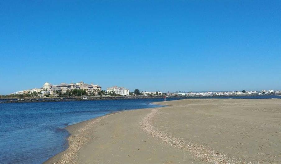 Playa Punta del Caimán-de la Gola