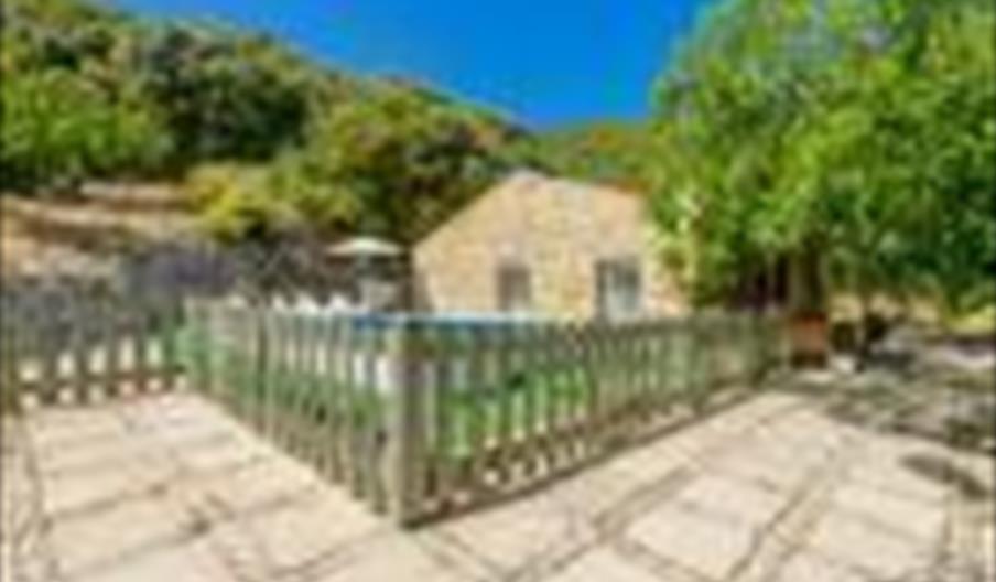 Vivienda Rural Casa Jurinea