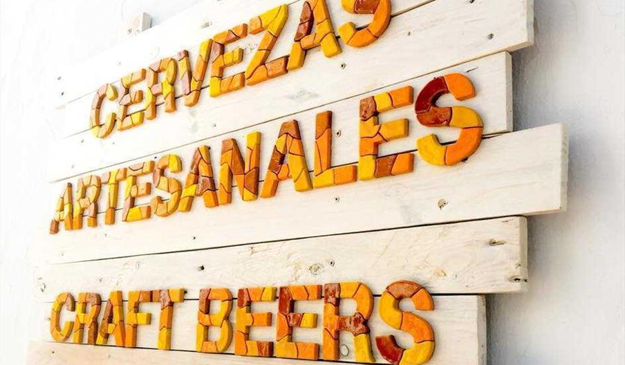 LA DOMADORA Y EL LEÓN, CRAFT BEERS