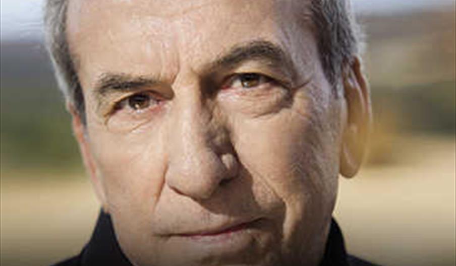 José Luis Perales en concierto