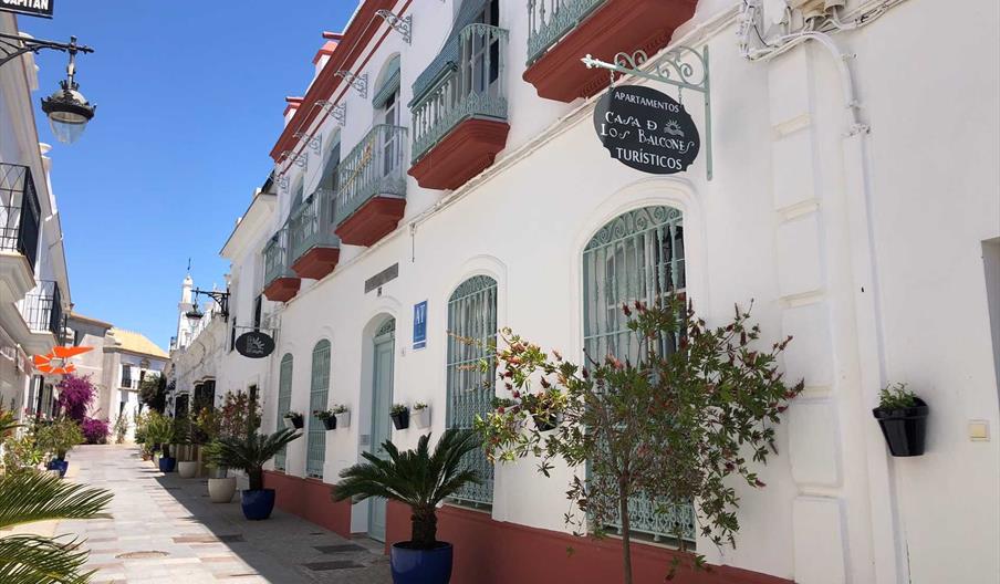 APARTAMENTOS TURÍSTICOS "CASA DE LOS BALCONES"