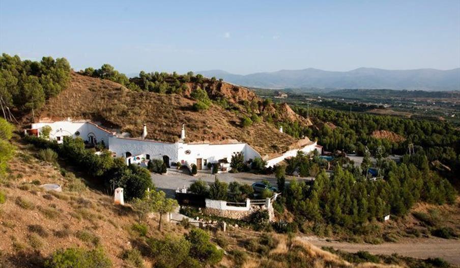 Apartamentos Cuevas de Rolando