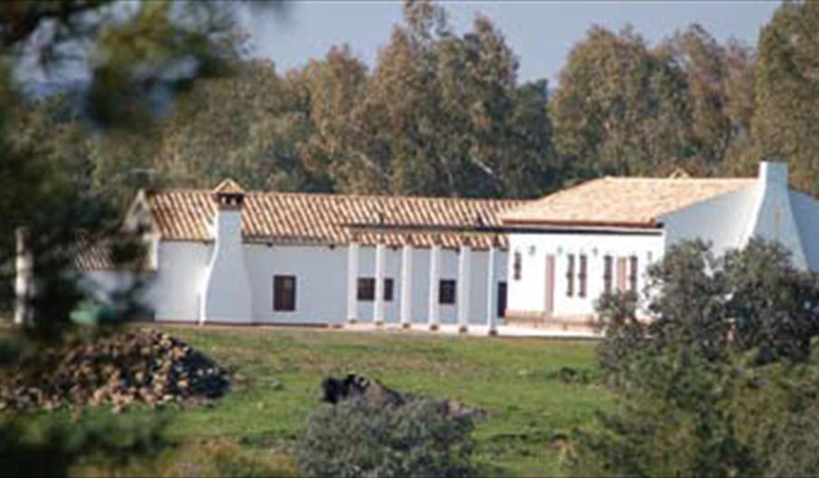 Complejo Turístico Montes Comunales