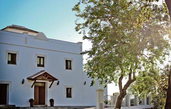 El Lario, Alojamiento Rural